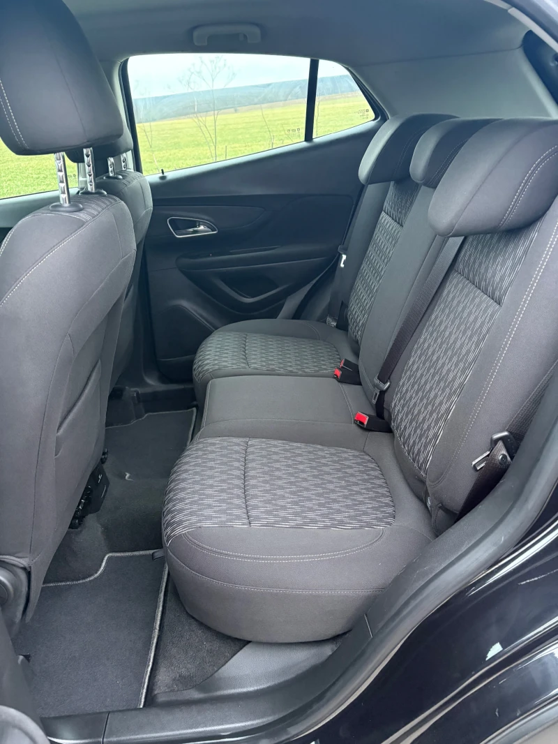 Opel Mokka 1.7CDTI 131 КС , снимка 13 - Автомобили и джипове - 53275257