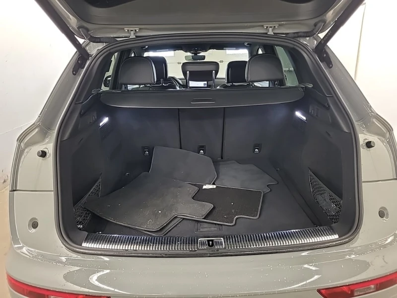 Audi SQ5 Nardo Gray * Панорама * PROGRESSIV * CARFAX * , снимка 14 - Автомобили и джипове - 53414544