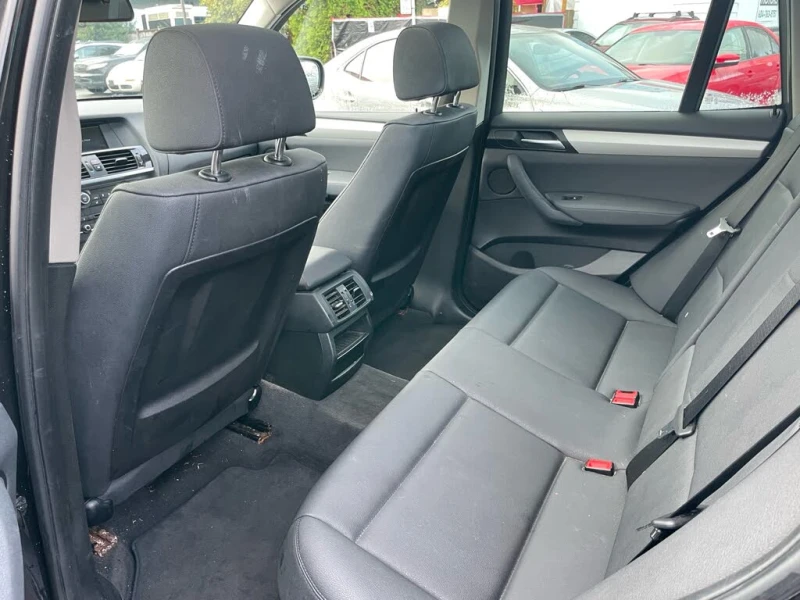 BMW X3  AвтоКредит* (ЦЕНА ДО БГ), снимка 7 - Автомобили и джипове - 53434735