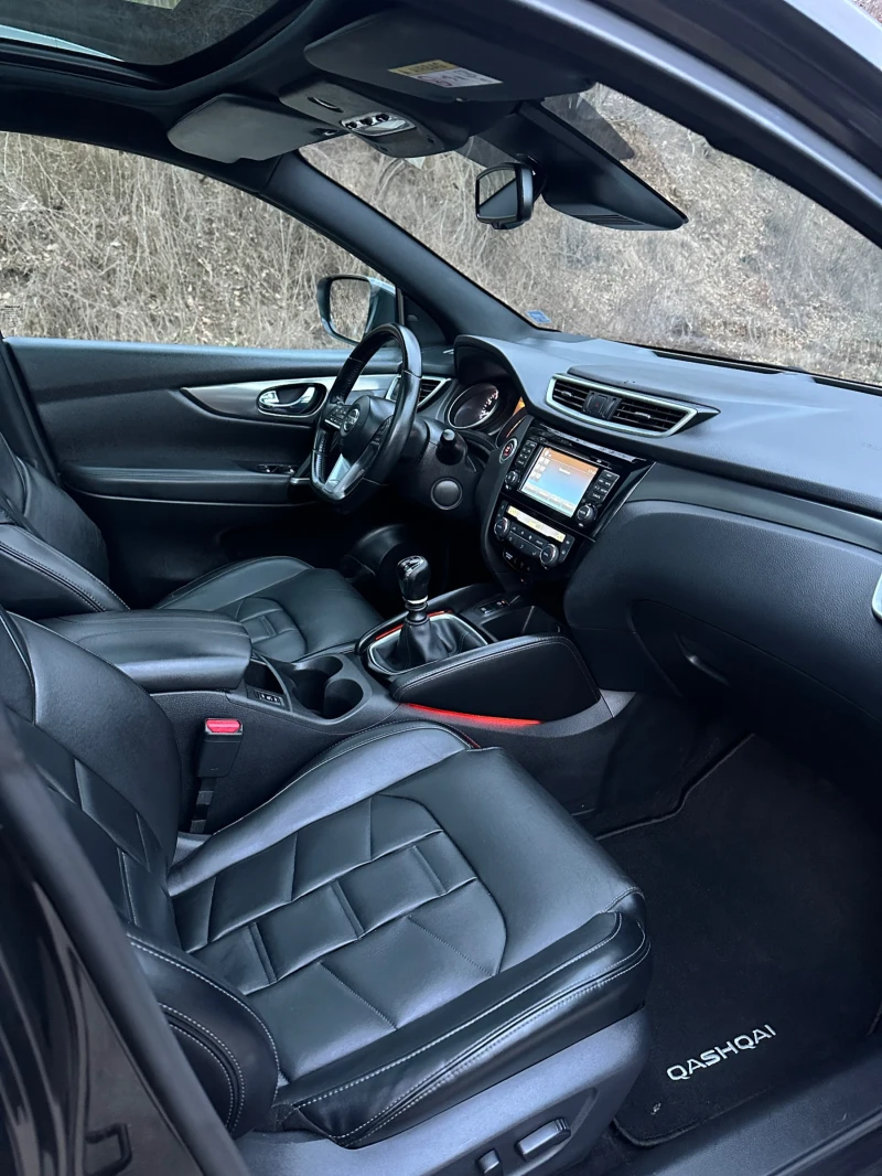 Nissan Qashqai TEKNA 1.6 DIG-T 163к.с., снимка 11 - Автомобили и джипове - 53479419
