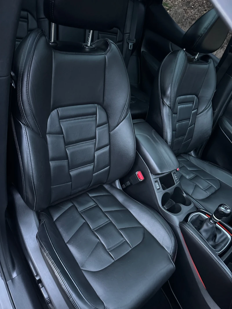 Nissan Qashqai TEKNA 1.6 DIG-T 163к.с., снимка 13 - Автомобили и джипове - 53479419