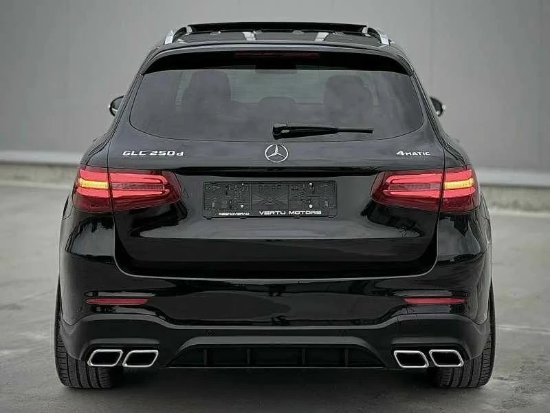 Mercedes-Benz GLC 250 AMG/PANORAMA/9G-TRONIC/FullLED/4MATIC, снимка 2 - Автомобили и джипове - 52383412