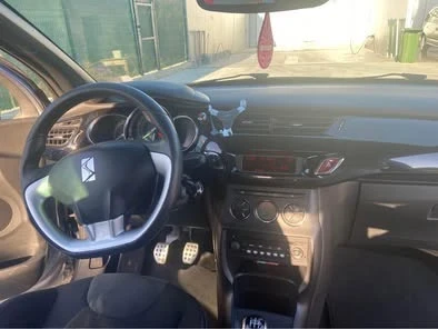 Citroen DS 3 Crossback, снимка 2 - Автомобили и джипове - 53309861