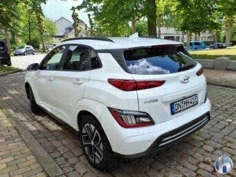 Hyundai Kona 64kwh/SOH100%/Фейс/Термо помпа, снимка 4 - Автомобили и джипове - 54749149