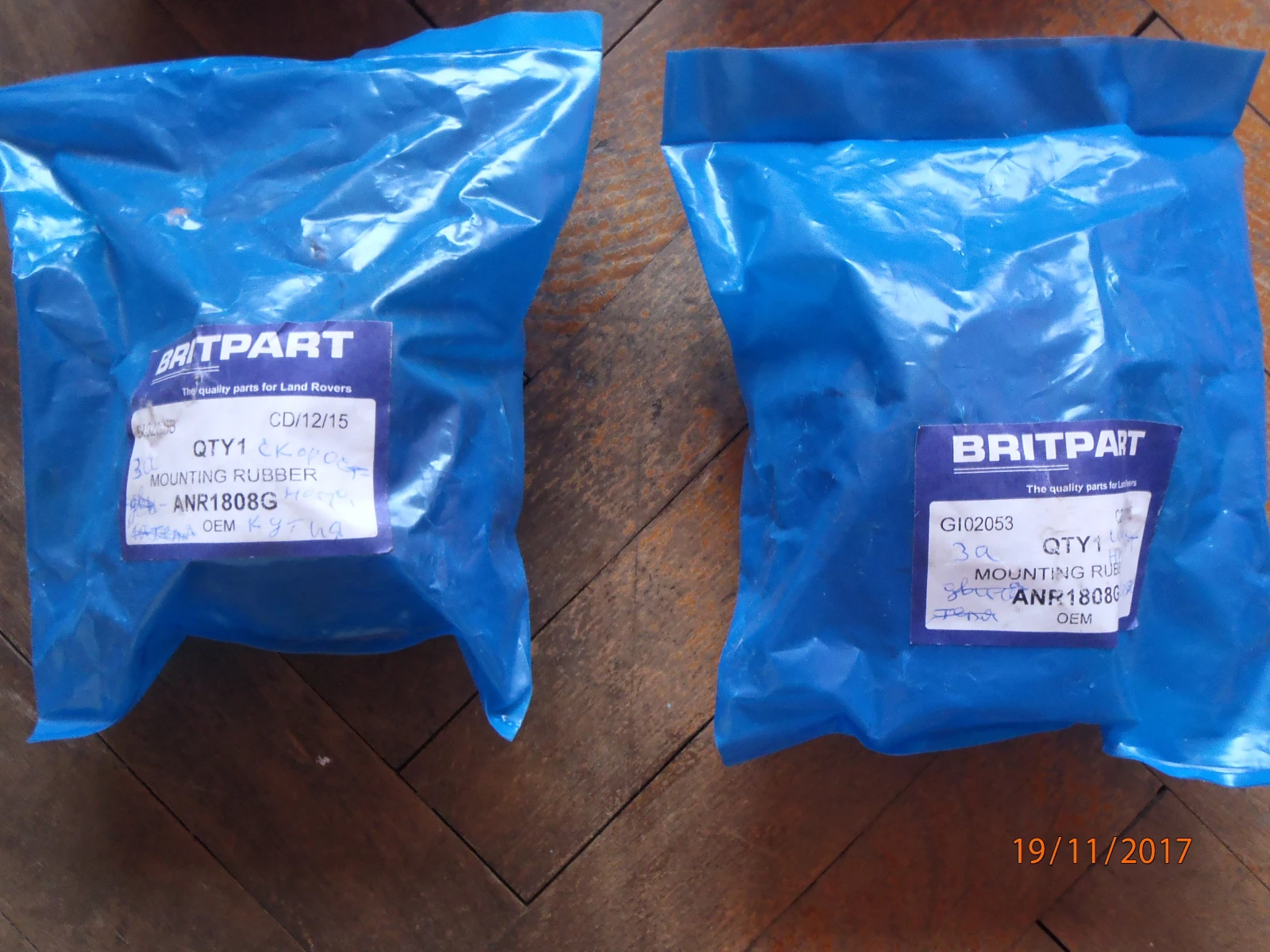 Land Rover Defender 90 - изображение 6