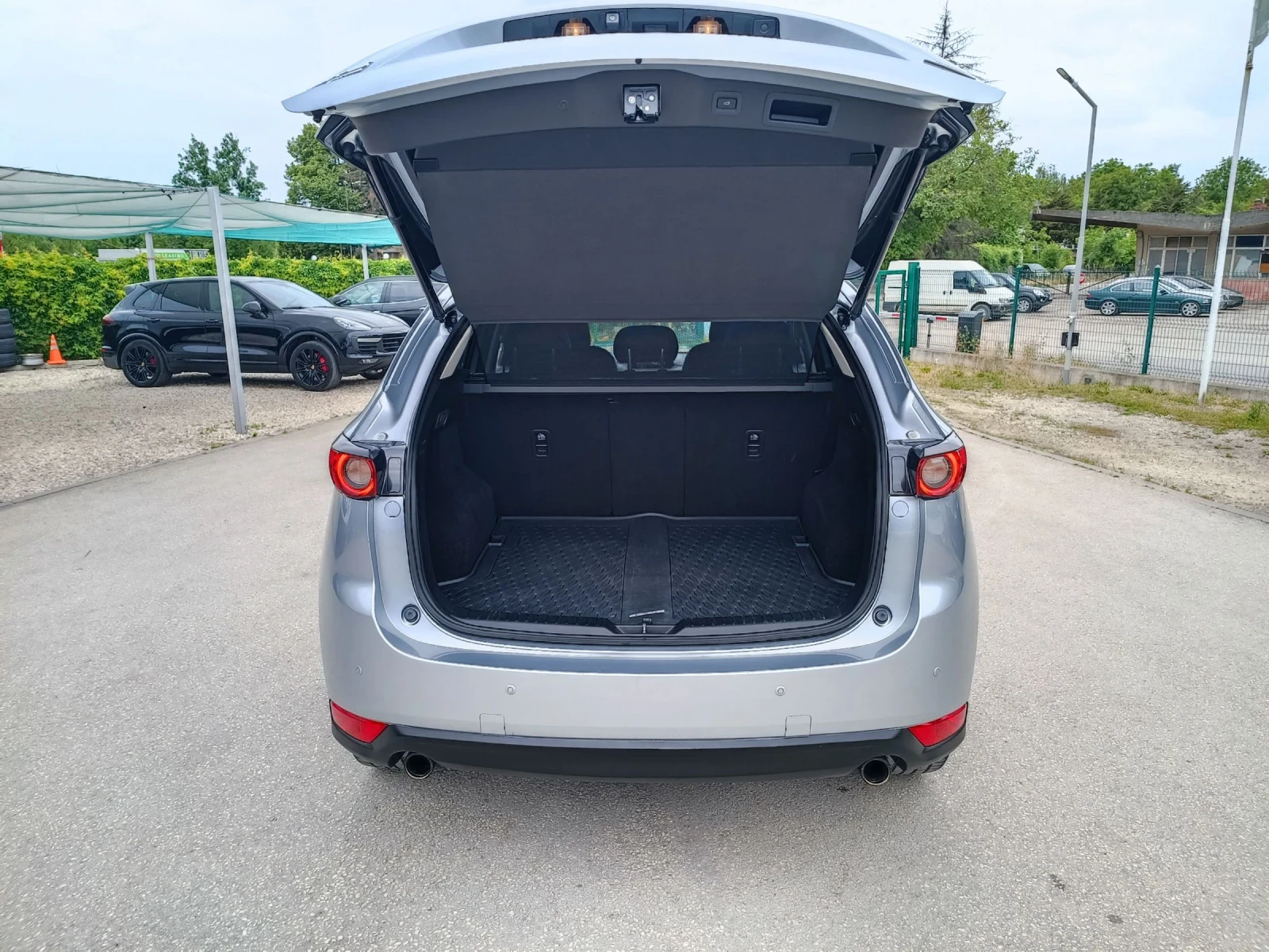 Mazda CX-5 2.0i-160кс-ШВЕЙЦАРИЯ-РЪЧКА-4Х4-6ск-Keyless-NAVI - изображение 5