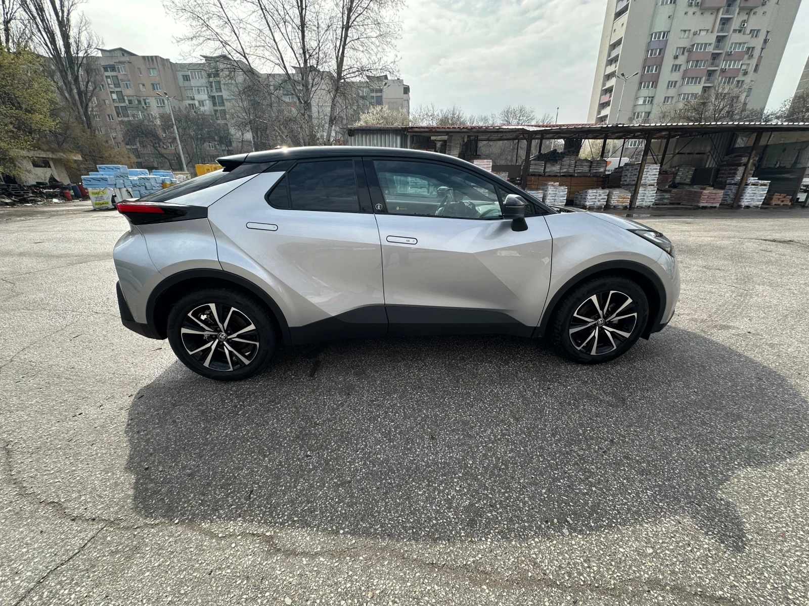 Toyota C-HR  2.0 ������� Team D * LED* ACC* el Heck CAM SHZ  | Mobile.bg � ����������� 2