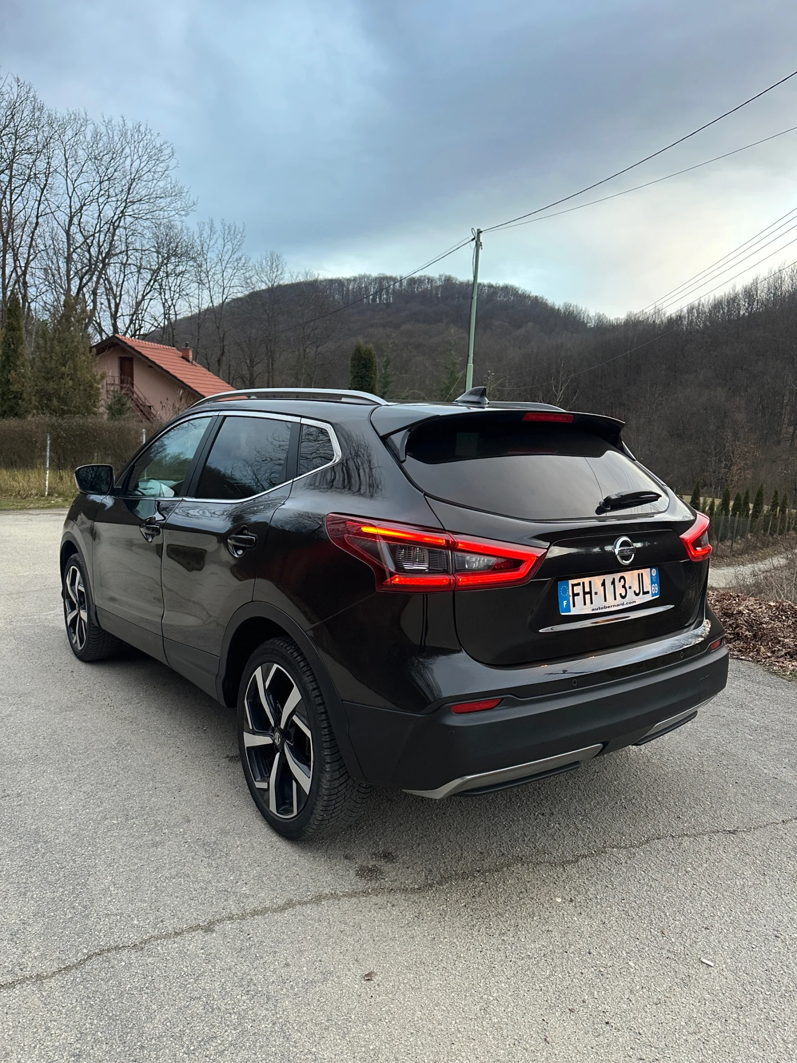 Nissan Qashqai TEKNA 1.6 DIG-T 163к.с. - изображение 5