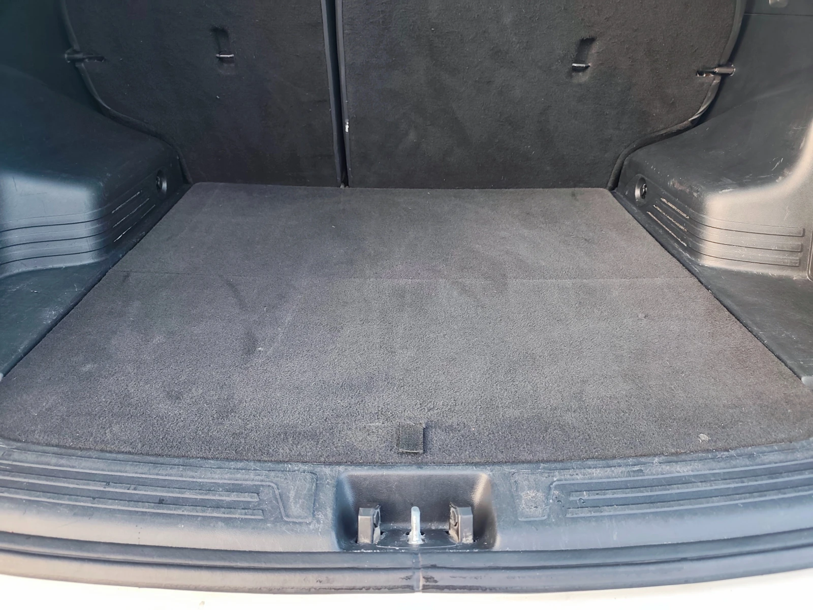 Hyundai IX35 1.7CRDI КОЖА, снимка 16 - Автомобили и джипове - 53990294