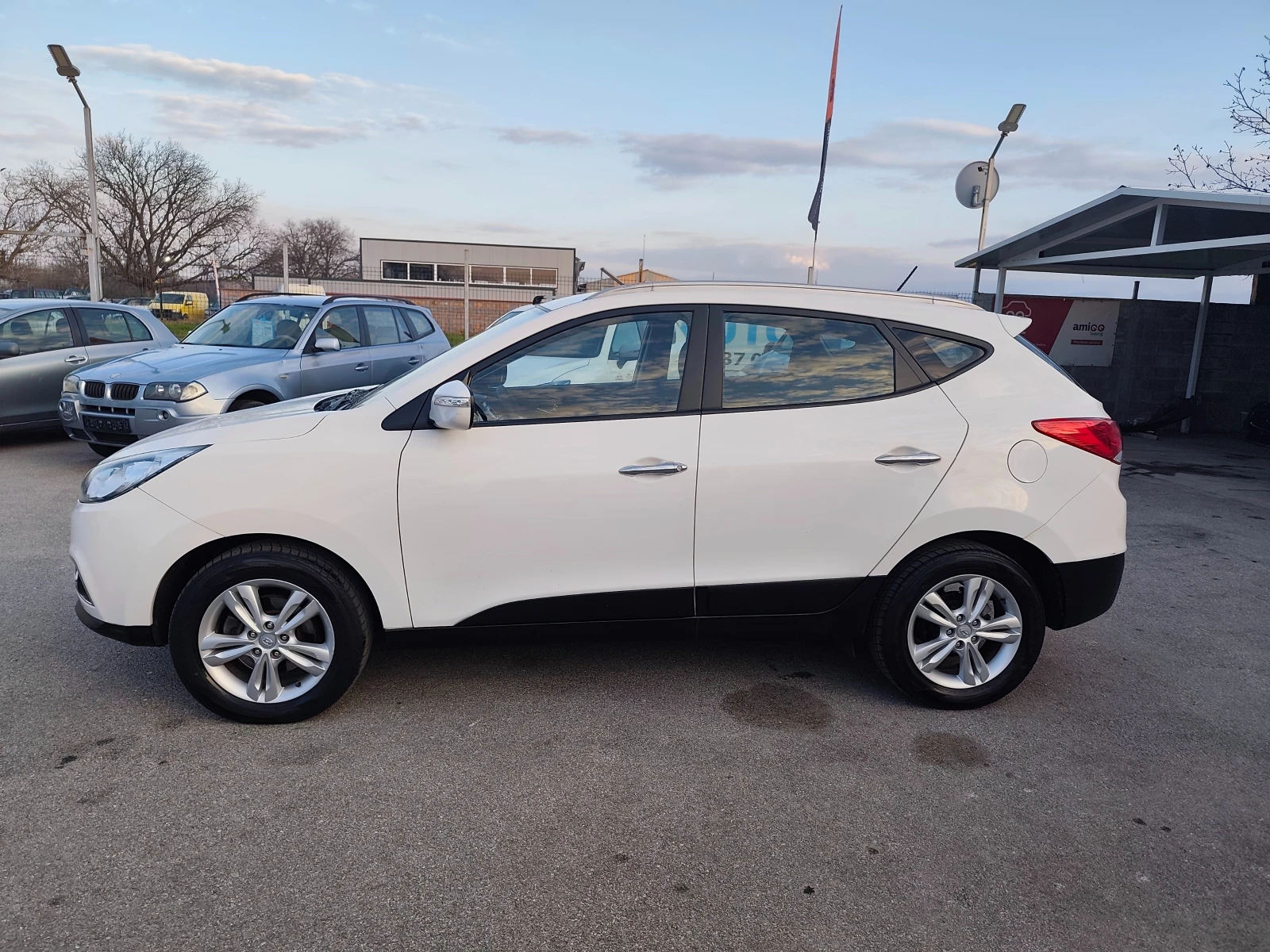 Hyundai IX35 1.7CRDI КОЖА, снимка 6 - Автомобили и джипове - 53990294