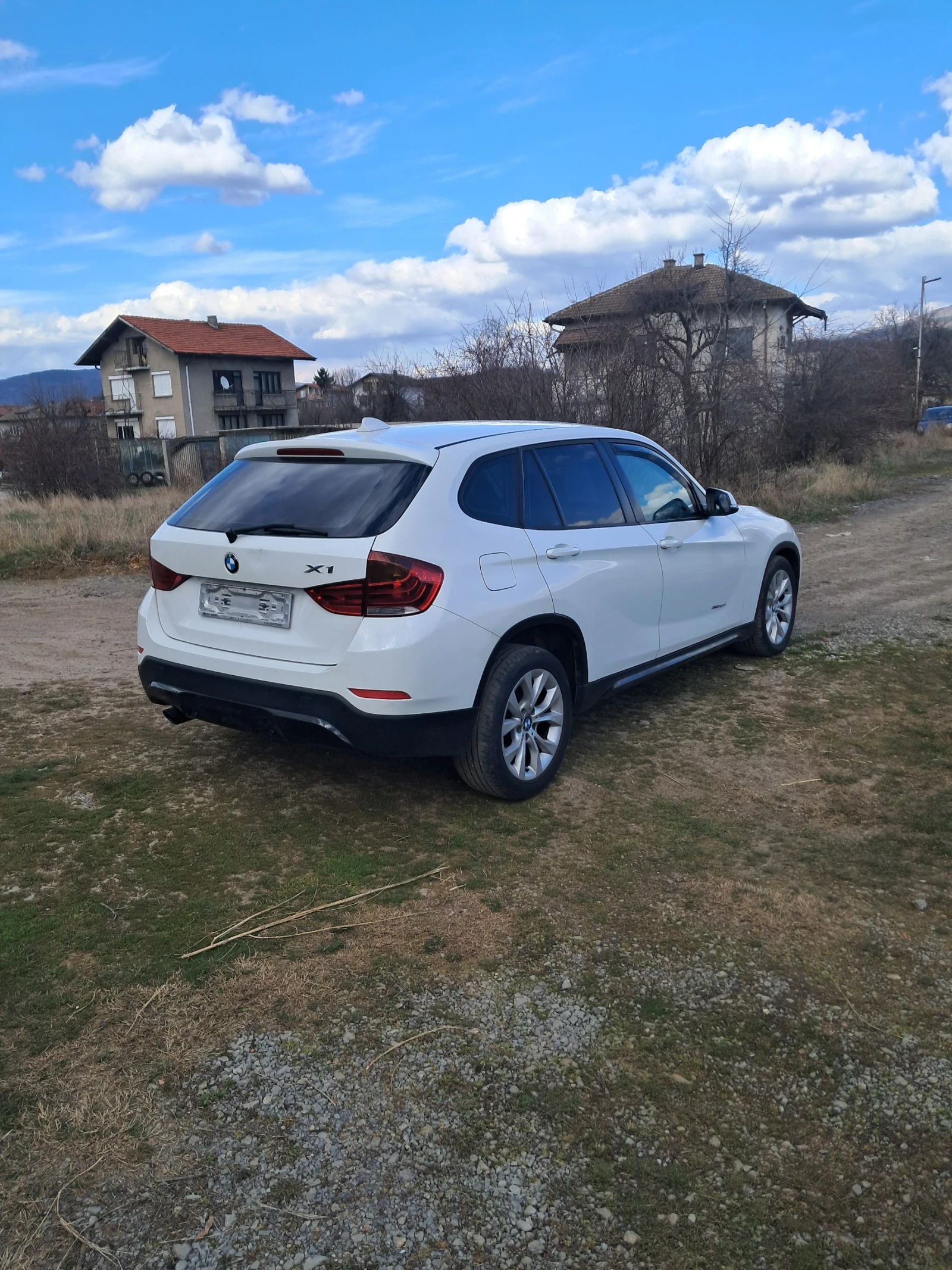 BMW X1 118d Sdrive СМЕНЕНИ ВЕРИГИ!!!, снимка 4 - Автомобили и джипове - 54003087