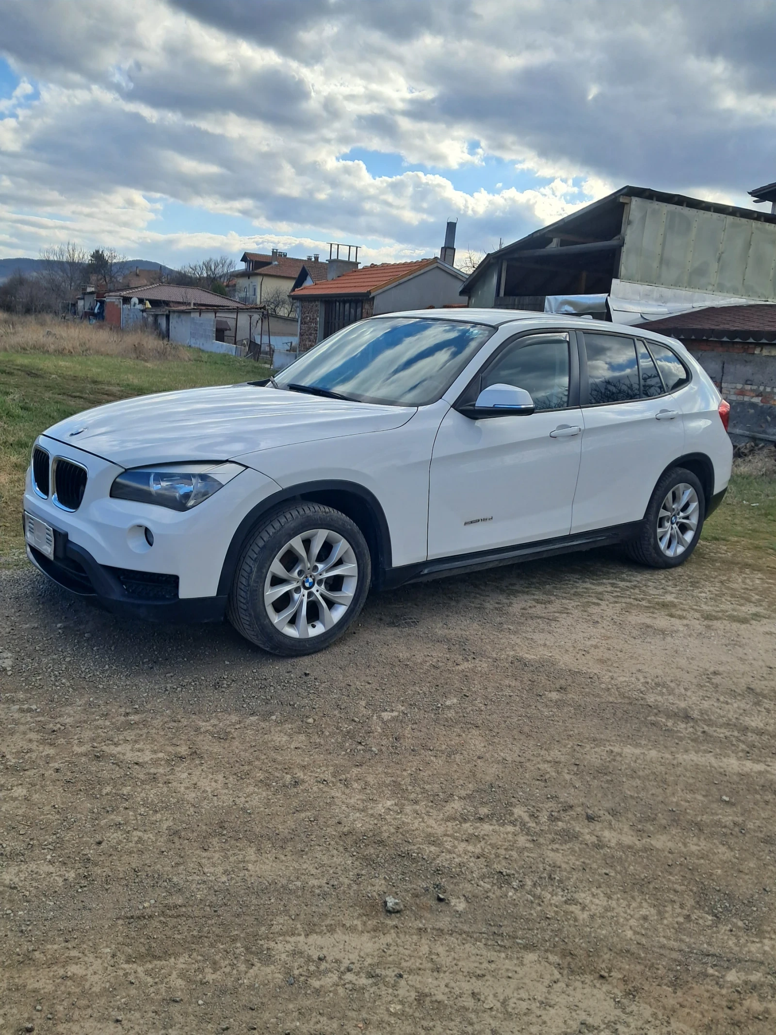 BMW X1 118d Sdrive СМЕНЕНИ ВЕРИГИ!!!