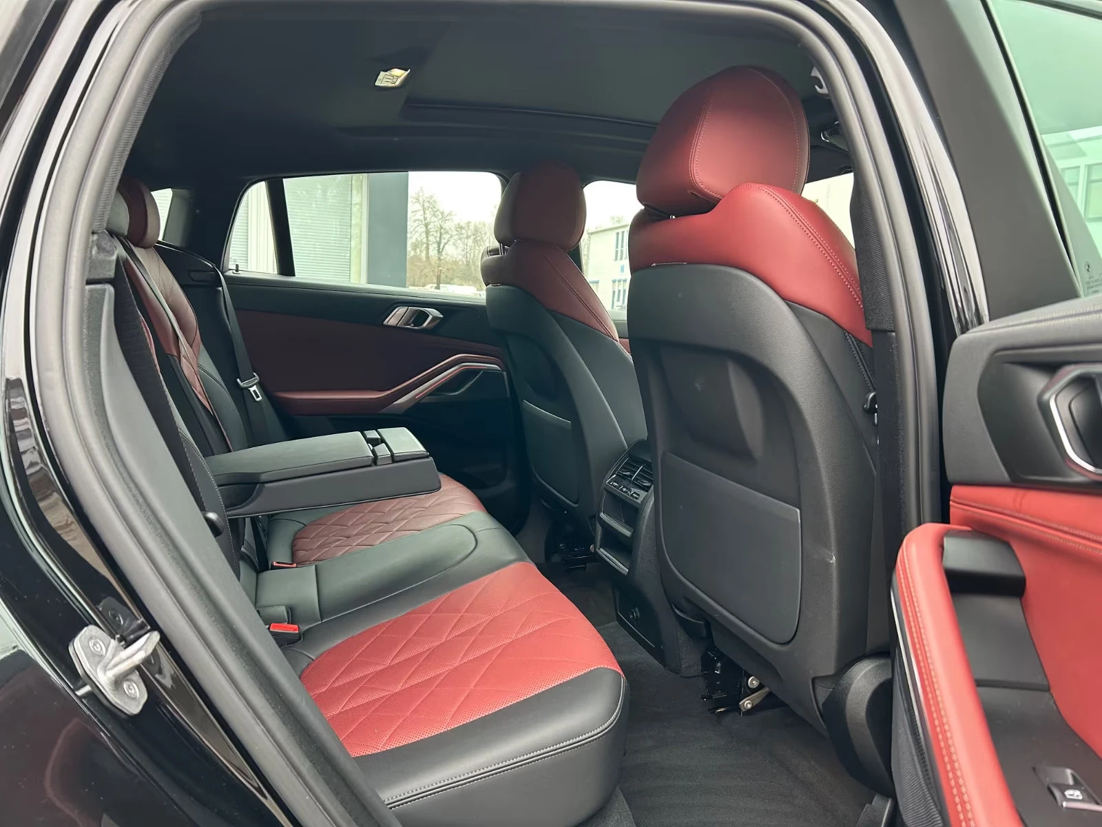 BMW X6 40i/333HP/MSPORT/PANO/360/LED/ACC/KLESS/322z | Mobile.bg � ����������� 15