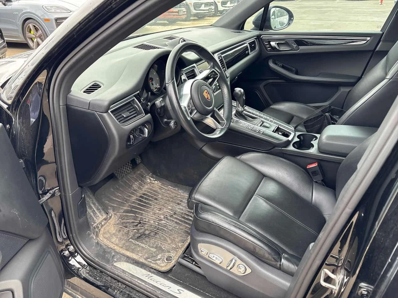 Porsche Macan * S * ОБДУХВАНЕ* ПАНОРАМА* BOSE* , снимка 5 - Автомобили и джипове - 54377190