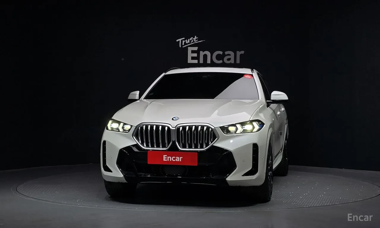 BMW X6 M* harman kardon* Head-Up* , снимка 3 - Автомобили и джипове - 55101267