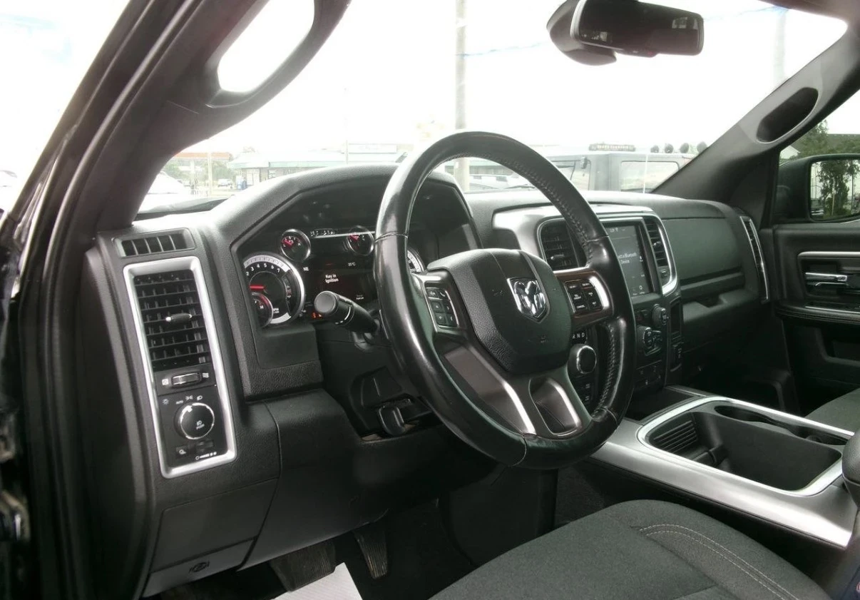 Dodge RAM 1500 CLASSIC * 5.7HEMI * AWD * ������ * CARFAX *  | Mobile.bg � ����������� 6