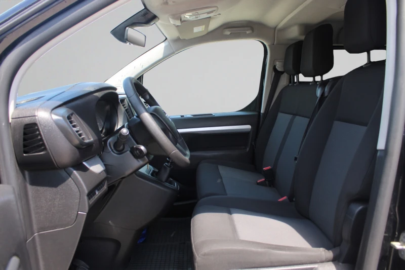 Opel Vivaro EDITION DC 2.0CDTI 150hp BVM6 E6/2010R10, снимка 7 - Бусове и автобуси - 50401609