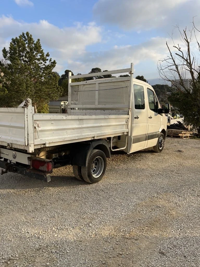 VW Crafter Самосвал 6 места, снимка 4 - Бусове и автобуси - 47476365