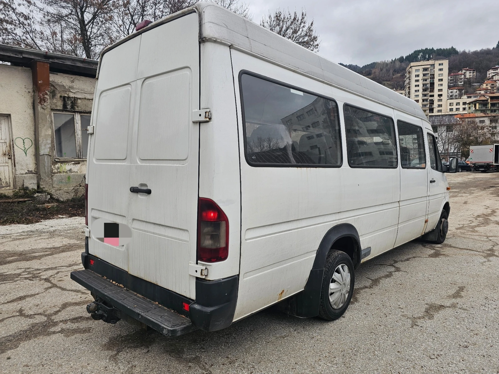 Mercedes-Benz Sprinter 411 20 места - изображение 3