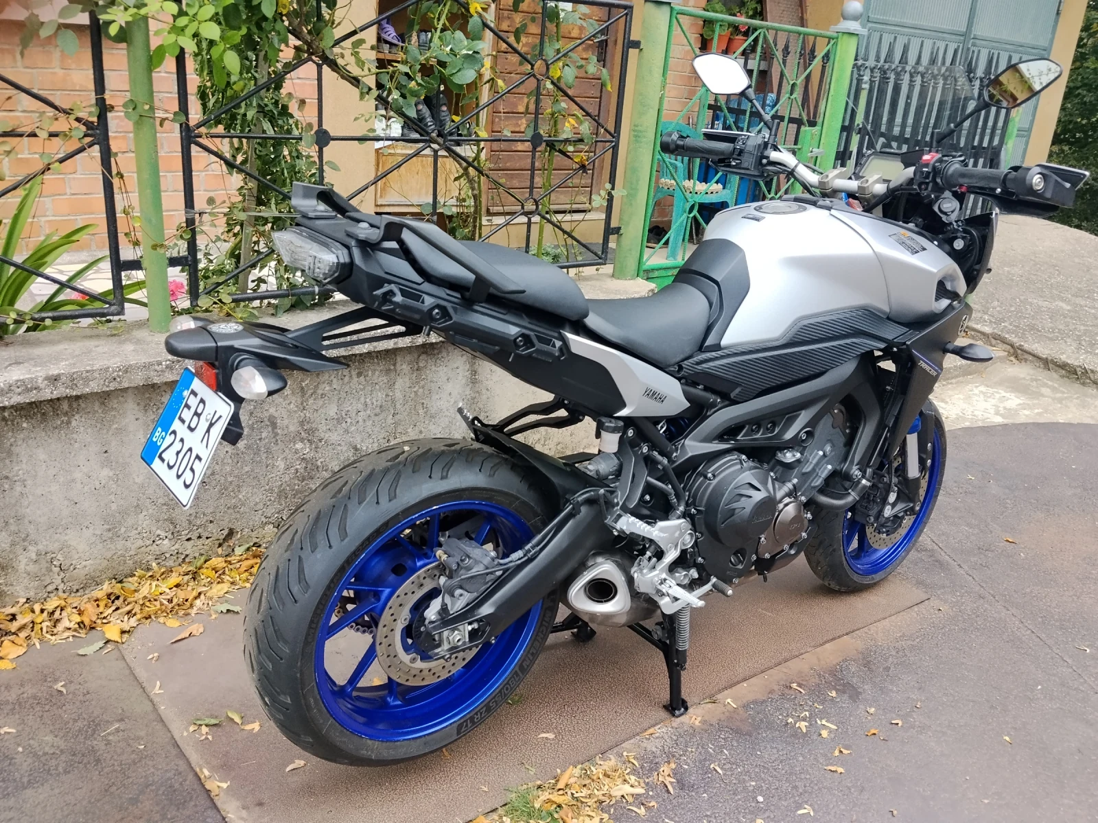 Yamaha Mt-09 Tracker , снимка 3 - Мотоциклети и мототехника - 56182109