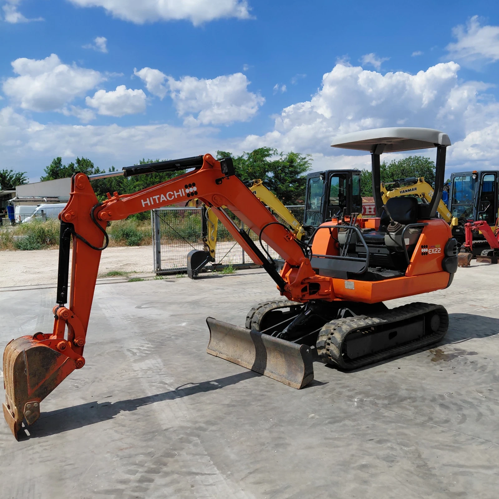 Багер Hitachi EX22-2 * 1800 МОТОЧАСА * КАТО НОВ * 