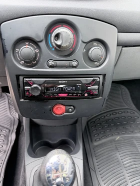 Renault Clio, снимка 10