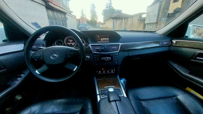 Mercedes-Benz E 200 ОМ651 43000км., снимка 10 - Автомобили и джипове - 49589439