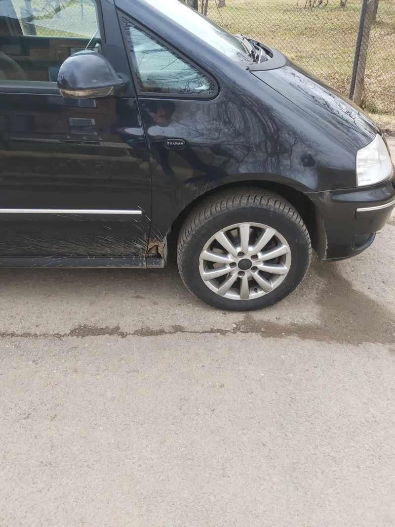 VW Sharan, снимка 4 - Автомобили и джипове - 48810567