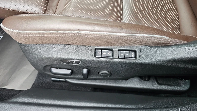 Opel Insignia 2.0 Turbo D 4x4, 209ps/OPC-LINE/EXCLUSIVE/20&#34; , снимка 15 - Автомобили и джипове - 49091757