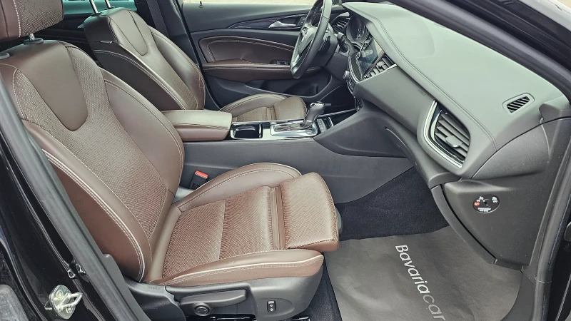 Opel Insignia 2.0 Turbo D 4x4, 209ps/OPC-LINE/EXCLUSIVE/20&#34; , снимка 16 - Автомобили и джипове - 49091757