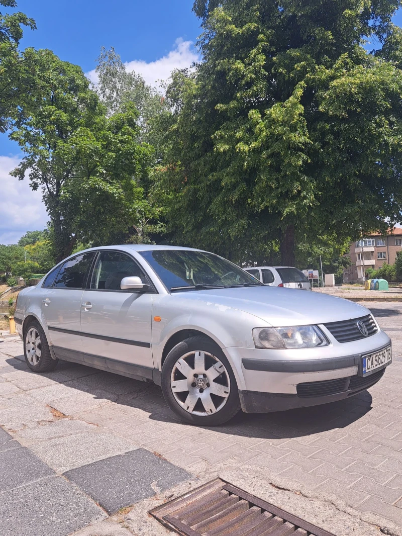 VW Passat, снимка 6 - Автомобили и джипове - 51184167