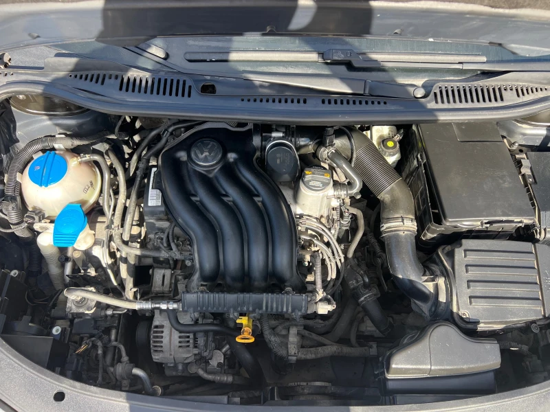 VW Touran FACELIFT HIGHLINE 6+ 1 METAN, снимка 16 - Автомобили и джипове - 52280168