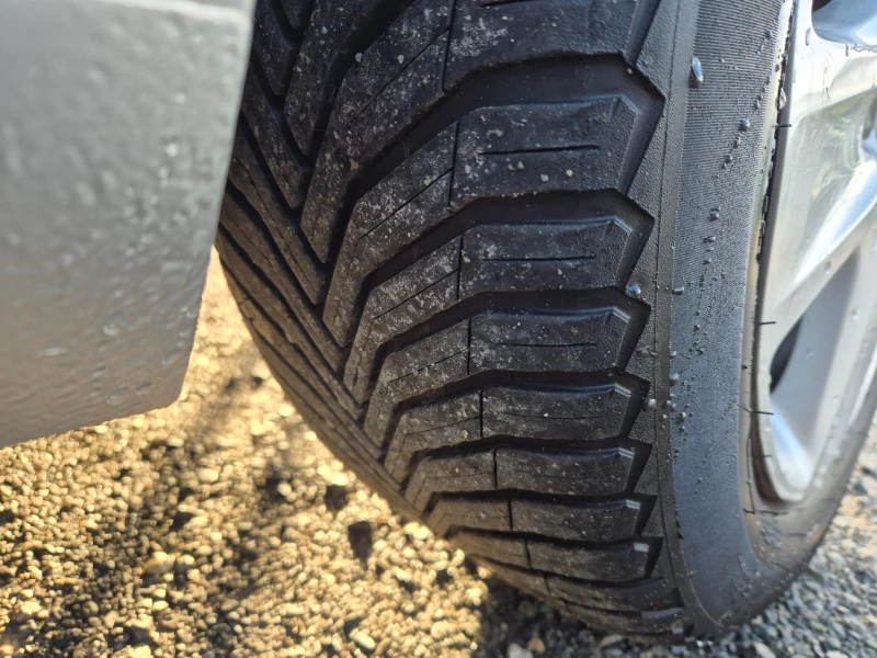 Opel Zafira Tourer 2.0CDTI 6+ 1 места, снимка 15 - Автомобили и джипове - 52475772