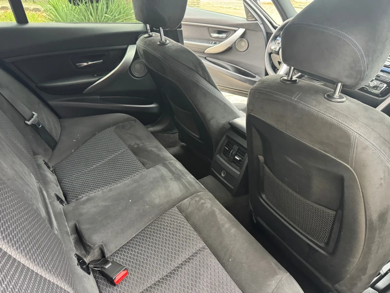 BMW 330 М-пакет, снимка 12 - Автомобили и джипове - 52642348