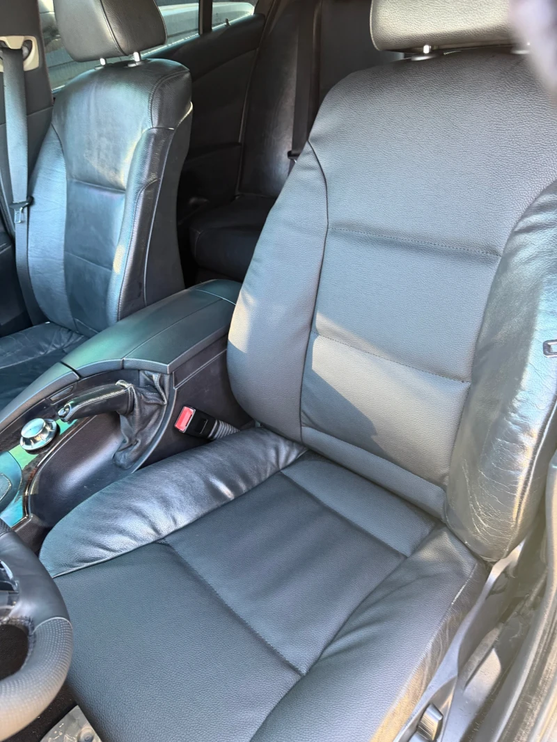 BMW 530 М пакет Euro 4, снимка 14 - Автомобили и джипове - 52664869