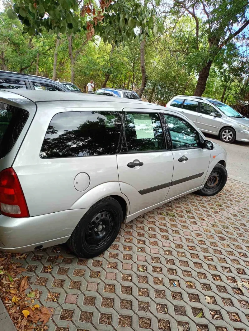 Ford Focus 1.6, снимка 3 - Автомобили и джипове - 53255226