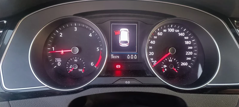 VW Passat 2.0 , снимка 7 - Автомобили и джипове - 53453425