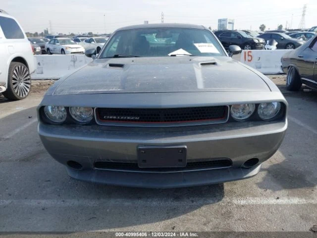 Dodge Challenger, снимка 12 - Автомобили и джипове - 48719039