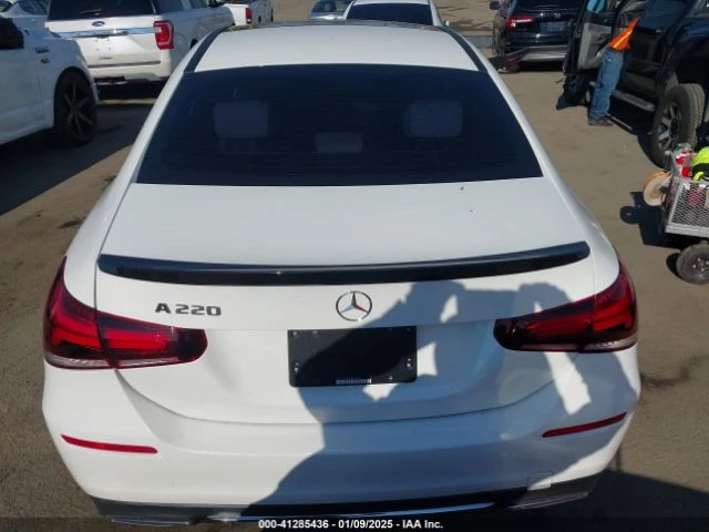 Mercedes-Benz A 220 * CARFAX* , снимка 6 - Автомобили и джипове - 49368542