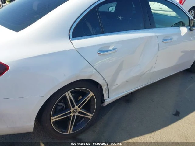 Mercedes-Benz A 220 * CARFAX* , снимка 9 - Автомобили и джипове - 49368542