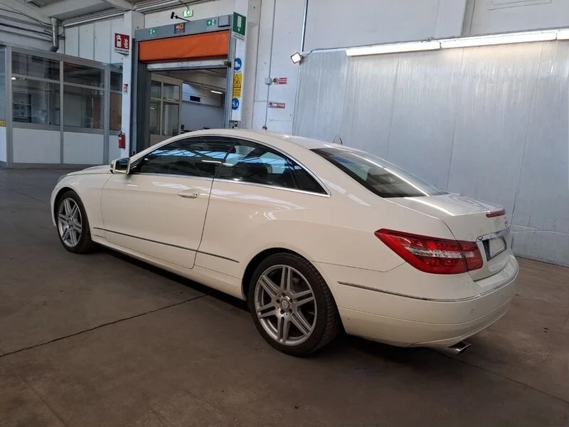 Mercedes-Benz E 220 * Coupe* AMG* 227000��.* �������� �������*  | Mobile.bg � ����������� 4