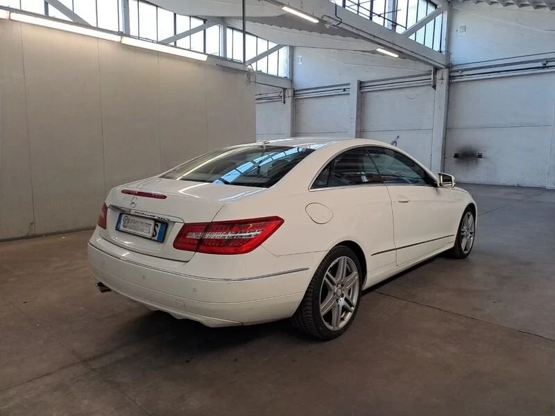 Mercedes-Benz E 220 * Coupe* AMG* 227000��.* �������� �������*  | Mobile.bg � ����������� 3