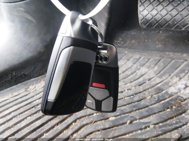 Audi A4 PREMIUM PLUS 40 TFSI QUATTRO S TRONIC, снимка 11 - Автомобили и джипове - 54467272