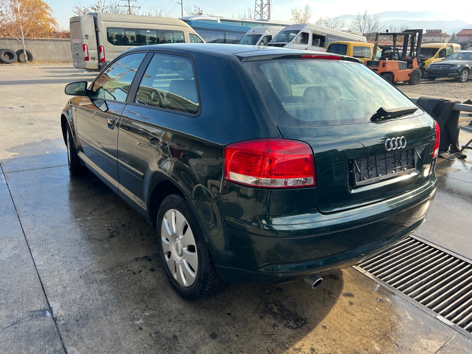 Audi A3 1.6 автоматик - изображение 4