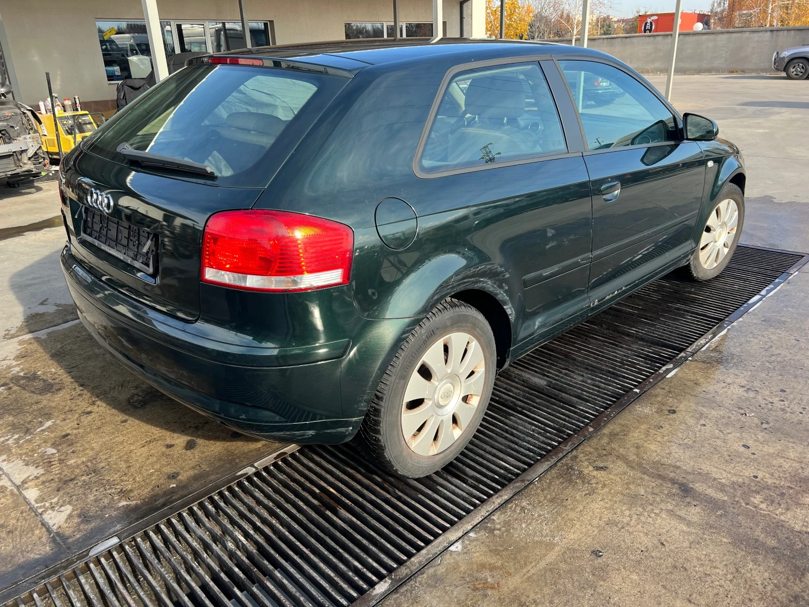 Audi A3 1.6 автоматик - изображение 3