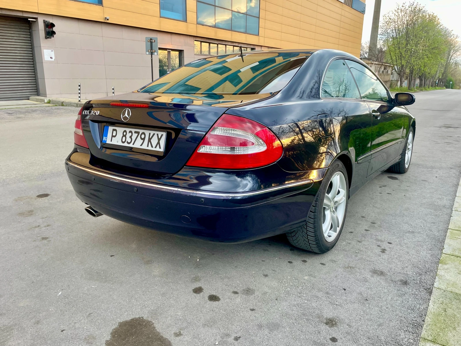 Mercedes-Benz CLK 320 - изображение 6