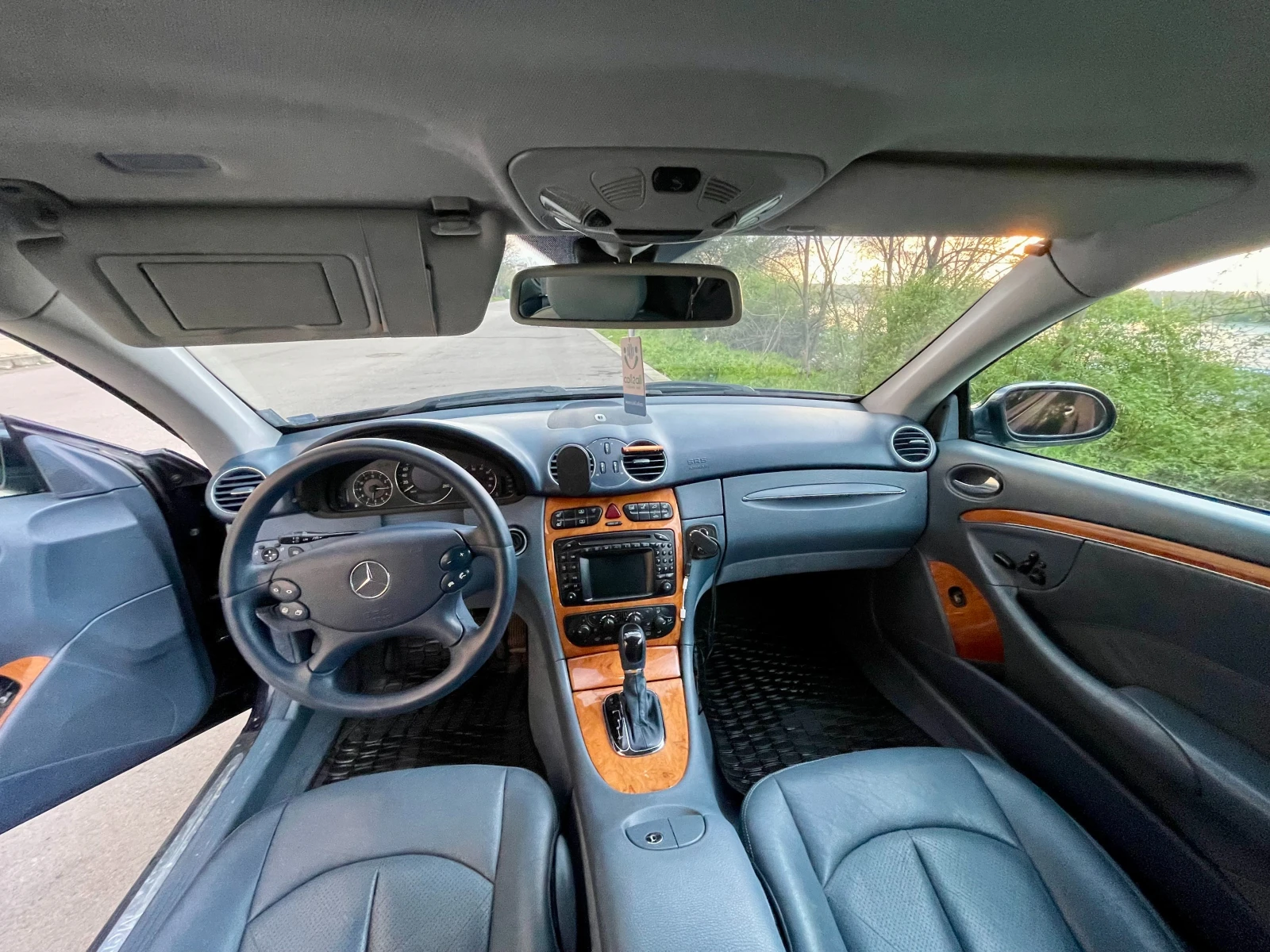 Mercedes-Benz CLK 320 - изображение 9