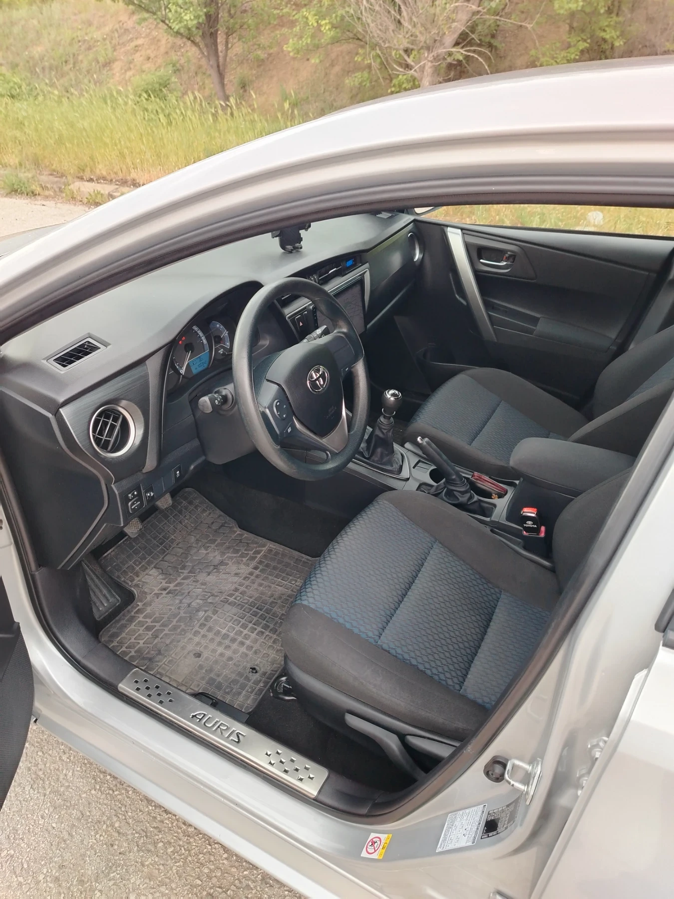 Toyota Auris  - изображение 6