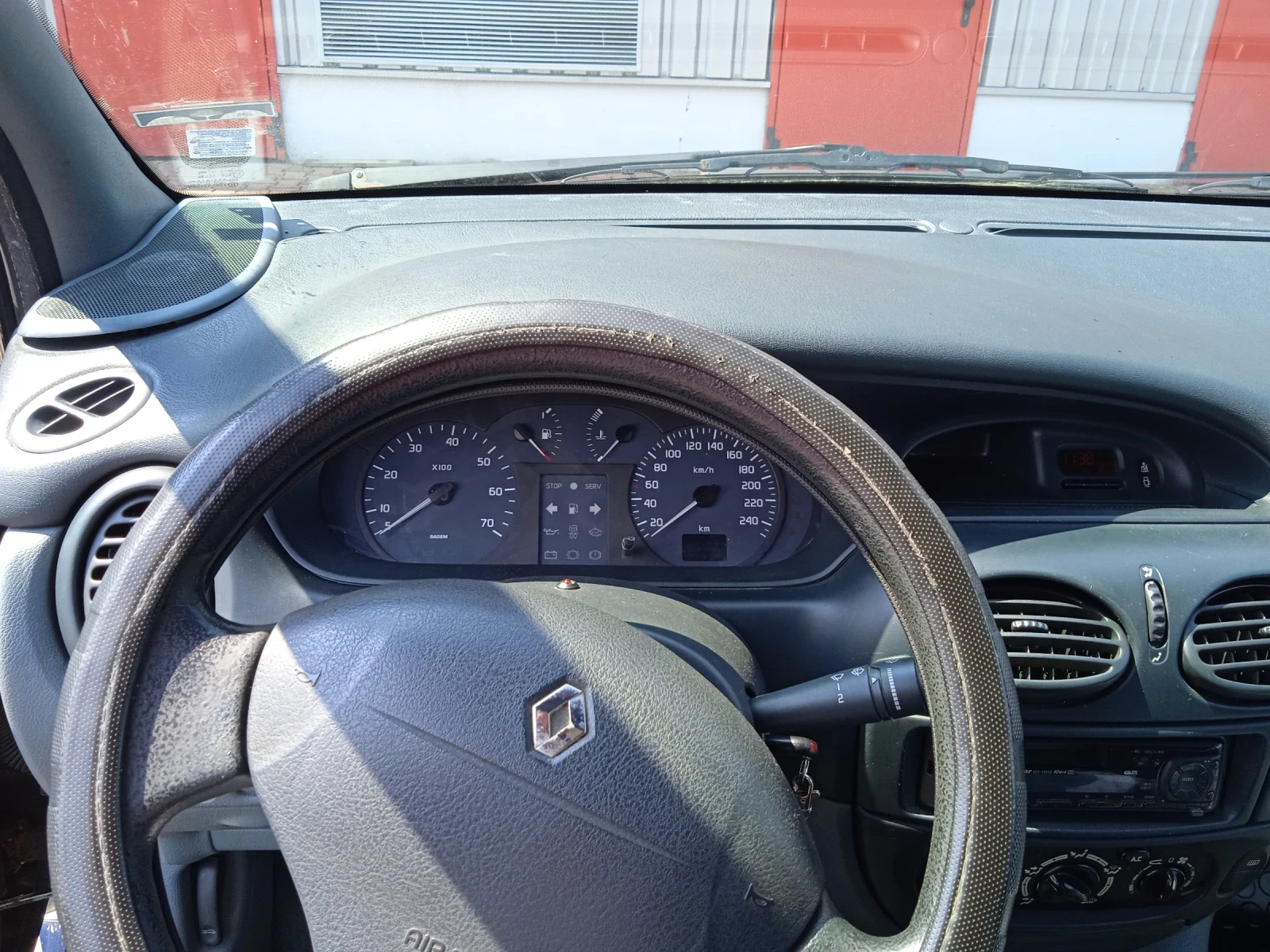 Renault Megane Scenic 1.6 16V - изображение 6