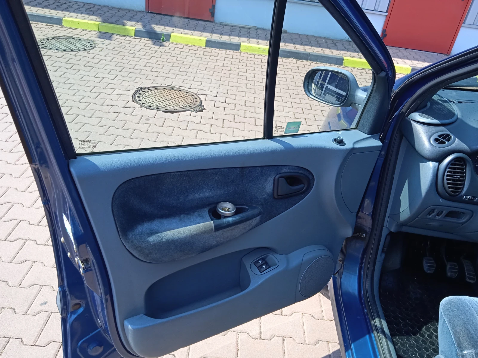 Renault Megane Scenic 1.6 16V - изображение 5